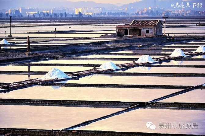 福建最大食盐基地美到窒息的山腰盐场日落奇观