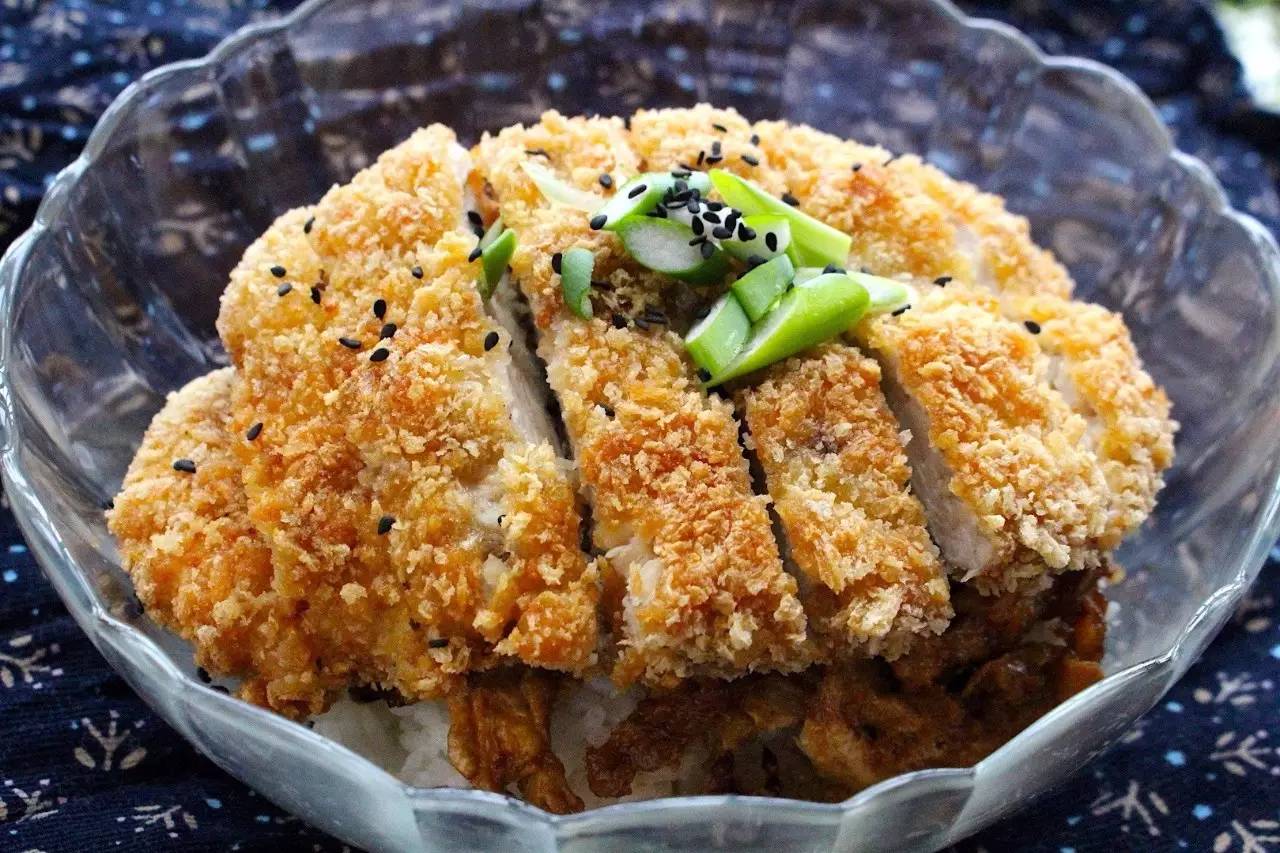 黄金鸡排饭:满口酥脆,快手晚餐选择