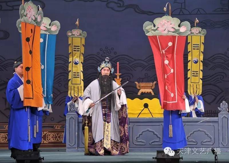 演讯 中国大戏院建院八十周年系列展演之京剧《群英会·借东风》