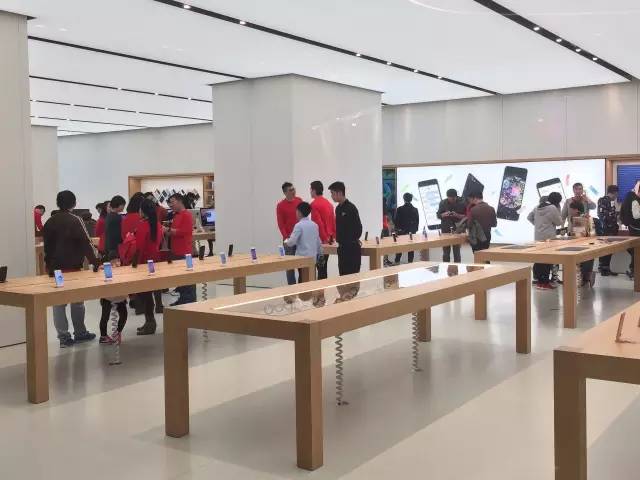 探营全球最新概念设计的apple store天汇广场igc店! 明天将盛大开幕!