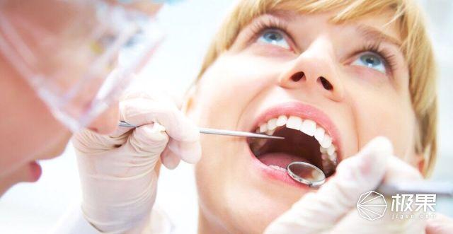 能监控口腔健康的电动牙刷,深度清洁让牙齿更