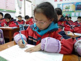 小学常用汉字笔顺表!330个字练熟,孩子