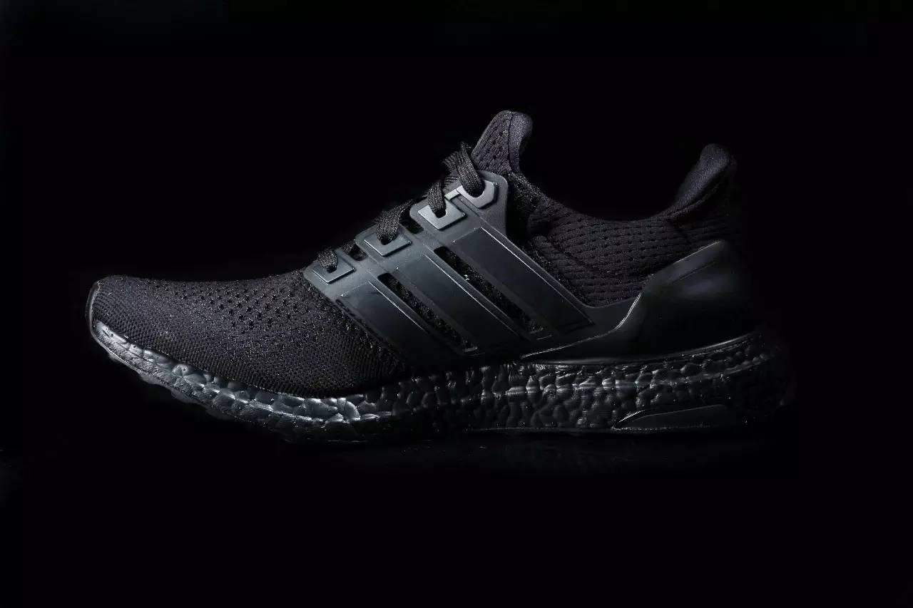 全黑装扮!adidas ultra boost"triple black"即将发售