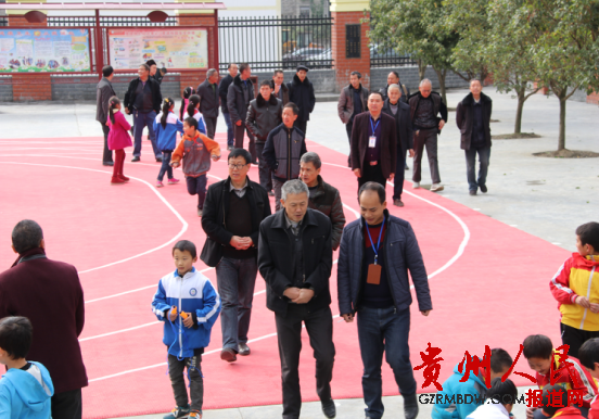 枧坝人口_兄弟乡镇到枧坝交流学习禁毒工作(2)