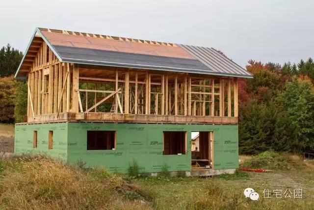 美国农村建房不用砖 木结构红砖哪个好?