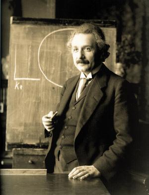 爱因斯坦的相对论涉嫌抄袭?历史自会还清白者