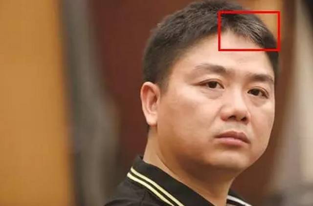 王健林创业三年被告222次,刘强东34岁一夜白