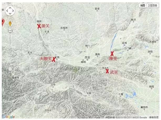 向中原,西南有散关通向汉中,西北萧关则是长安出发的丝绸之路上的重地