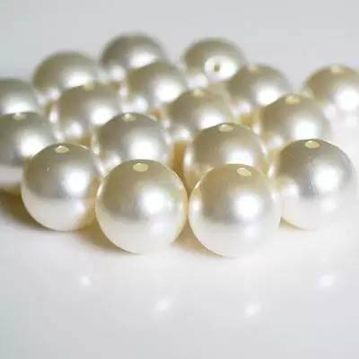珍珠类型:实心玻璃仿制珠,充蜡玻璃仿制珠,塑料镀层仿制珠,珍珠,贝珠