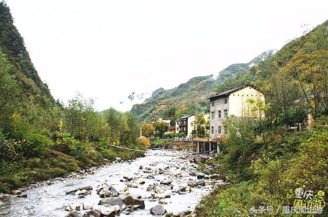 太平村位于北屏乡的西北端,距县城20公里,美丽的空河如一条彩带贯穿合