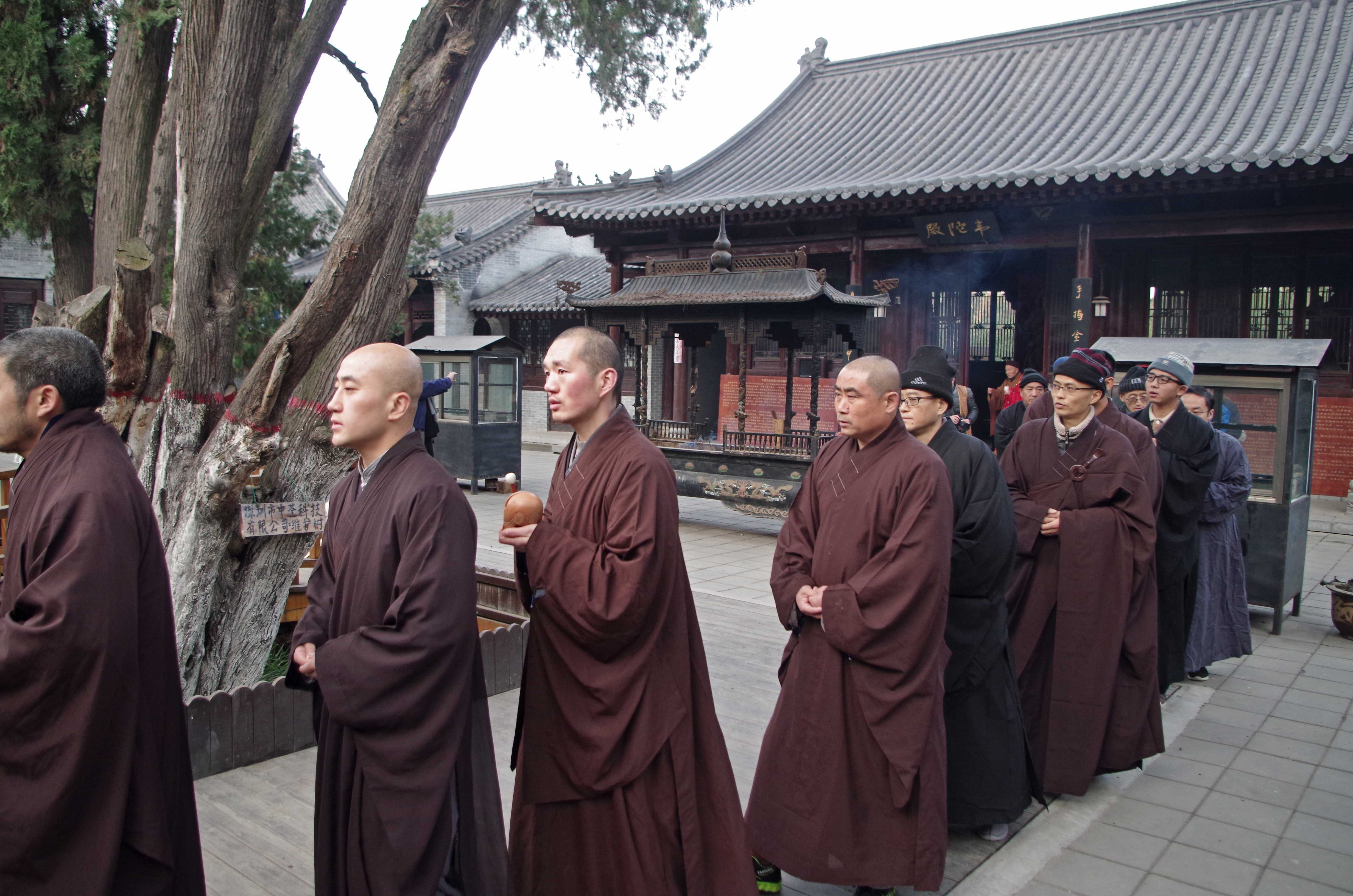 禅门耆宿绍云长老终南山古观音禅寺挂钟板仪式