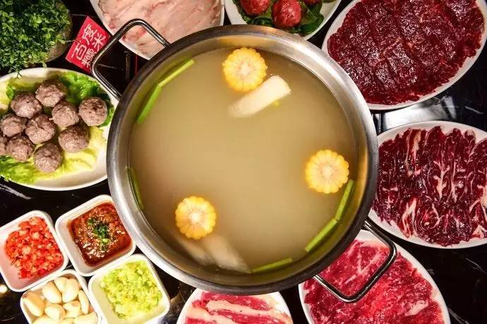 5份238元牛肉火锅免费送!牛肉火锅配香槟,岭南天地这家店就是"潮"