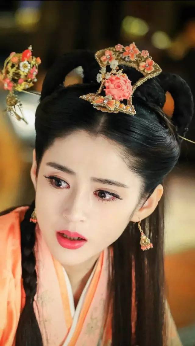 她是《锦绣未央》中的李长乐,她因角色被骂到死,但颜值,演技都在线