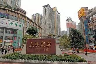 位于沙坪坝大学城盛德路,集水上乐园,电竞赛场,国际动漫街,极限运动