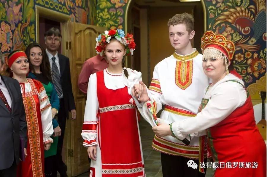 俄罗斯的婚礼习俗