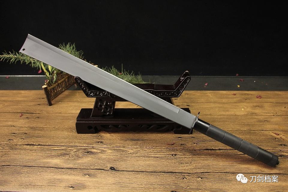 每日兵器:18款现代刀的刀剑样式及性能特点,你知道几个?
