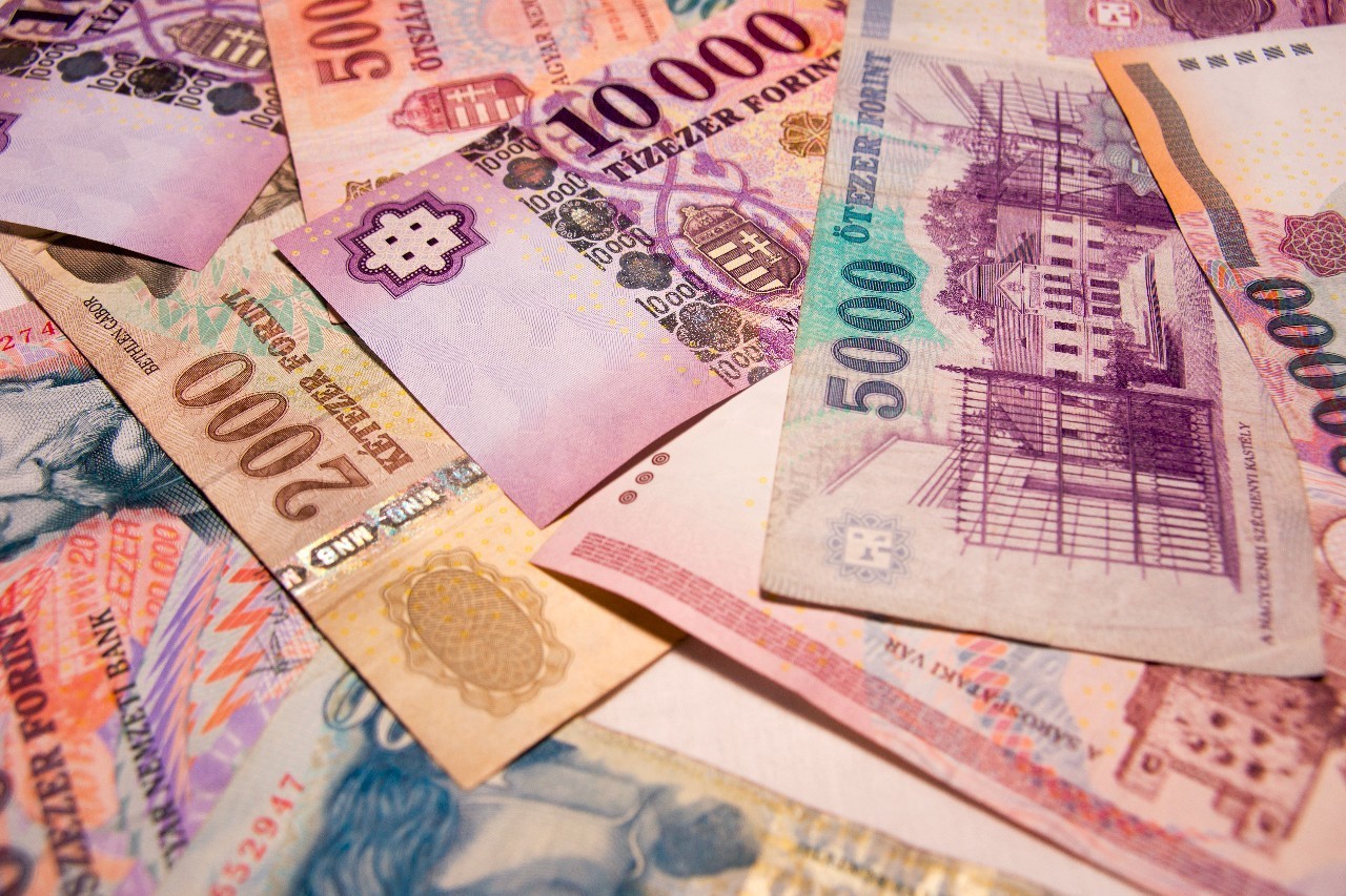 中国银行成功完成银行间市场人民币对匈牙利福