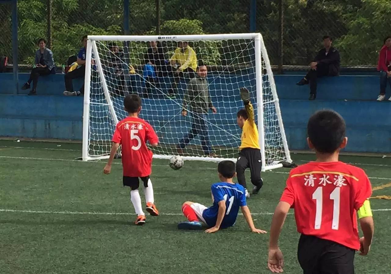 [视频+图片]王老吉杯广州青少年足球争霸赛第