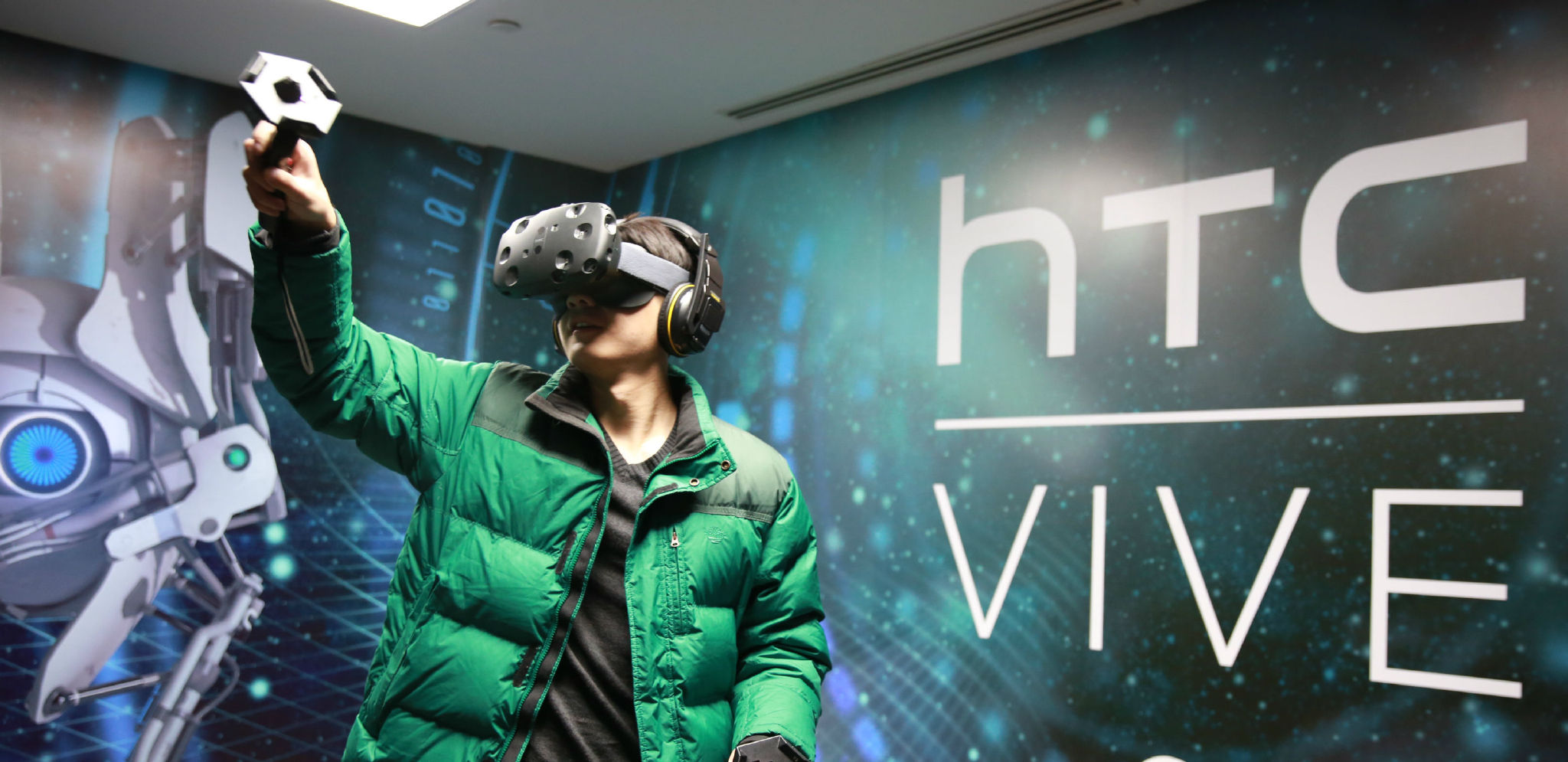 他表示,这家发行商将着重展示htc vive的房间尺度vr特色功能,当前市面