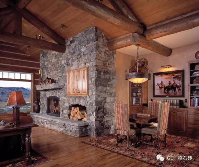 客厅或书房空出一面墙,用壁炉作装饰 大大提升了室内的气质