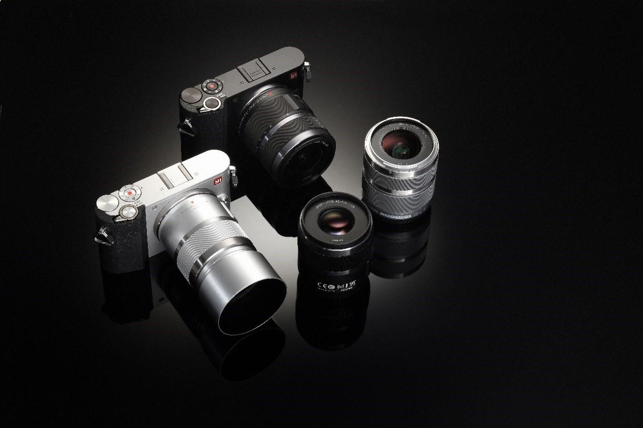 小蚁微单42.5mm F1.8人像微距镜头正式发售