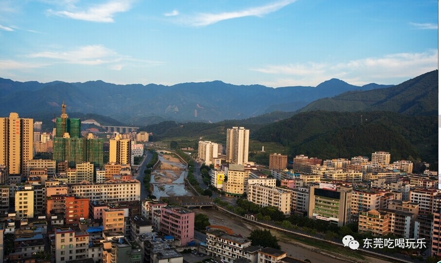 清远|连山壮族瑶族自治县 连山壮族瑶族自治县,北邻湖南江华县,西过