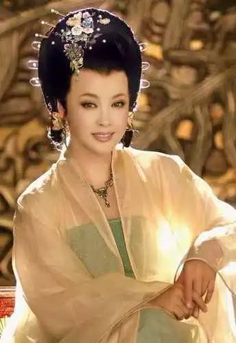中国史上仅有的女皇帝| 弱质女流的逆袭之路