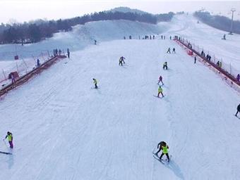 2017青岛滑雪指南:青岛区域八家滑雪场全盘点