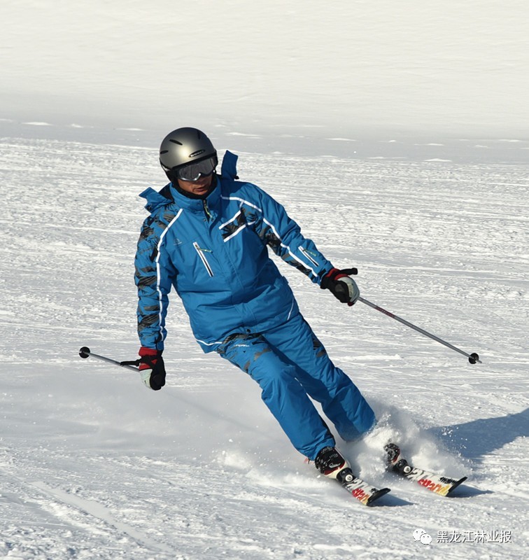 冬季到青山来滑雪——双鸭山局青山国家森林公园滑雪场建成运营