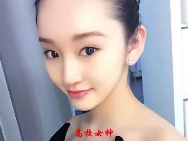 她就是来自北京舞蹈学院附中的17级届艺考生汪伊美.