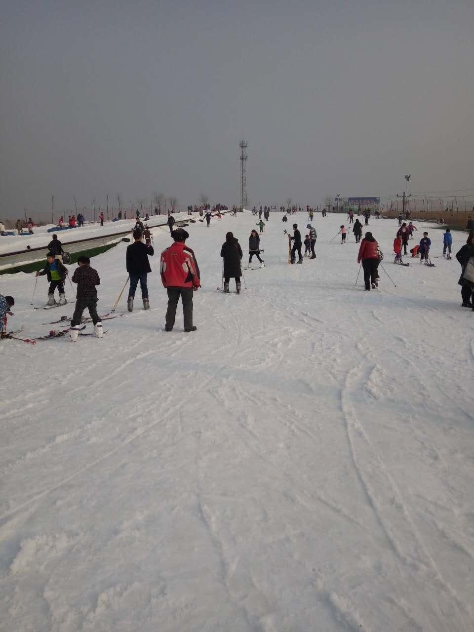 滨州 盛行户外12月18号,相聚在龙居桃花岛滑雪场