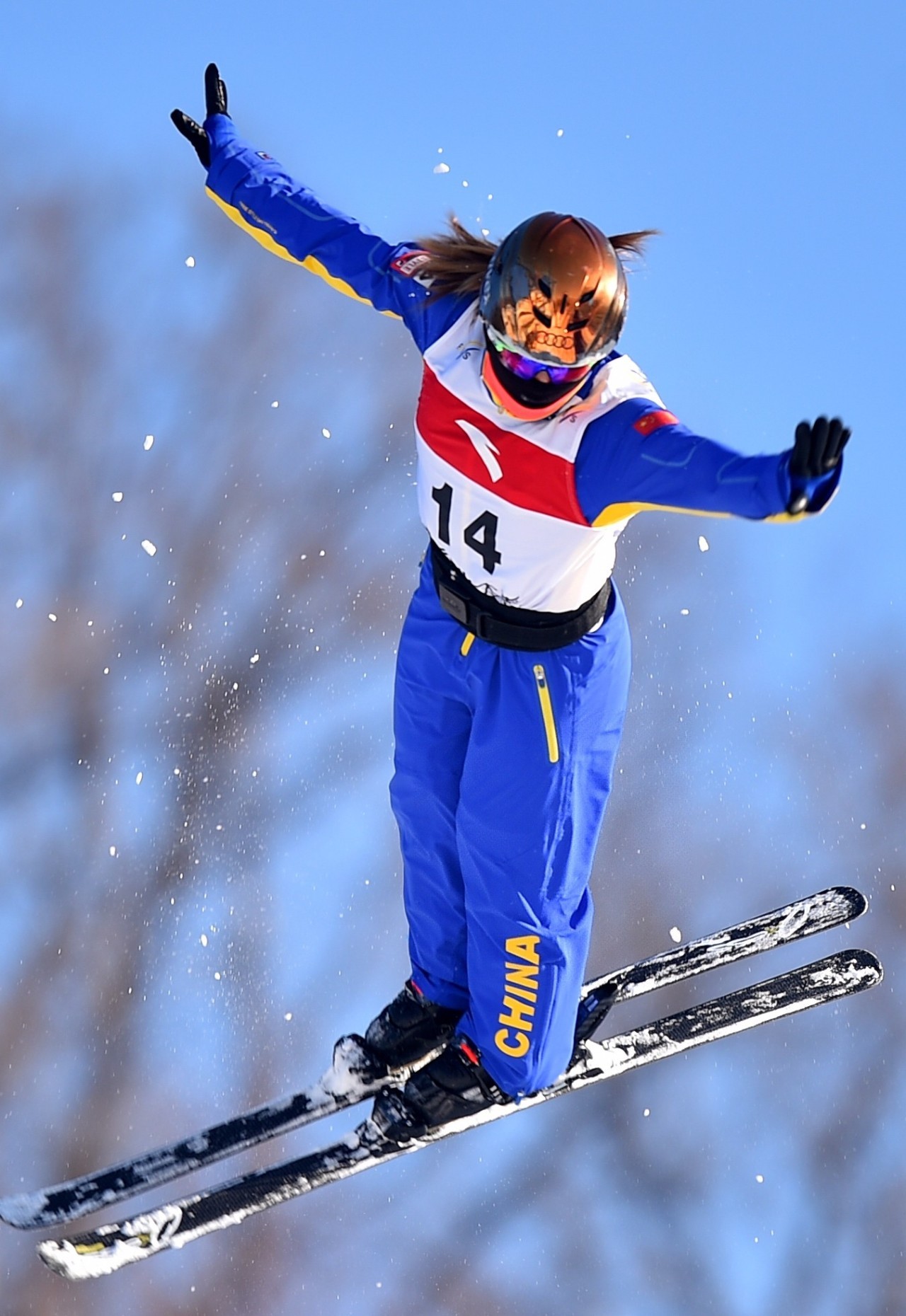 徐梦桃夺得自由式滑雪空中技巧世界杯首站冠军