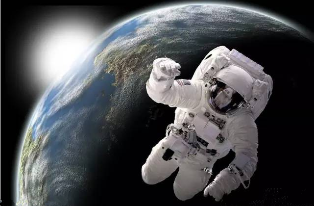 各国宇航员上太空的第一句话爬起来