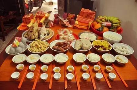 其它 正文  冬至这天,大多数广东人都有"加菜"吃冬至肉的风俗.