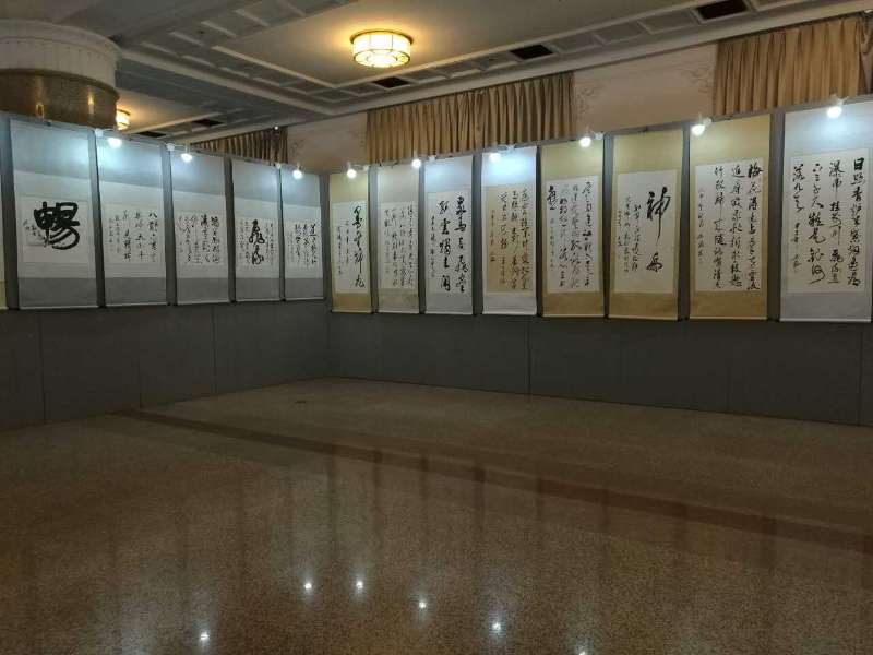 翰墨剑兰书法展19日在北京民族文化宫开幕