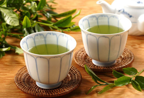 用绿茶怎么做奶茶