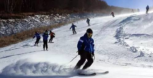 谈球吧体育叫你来这滑雪才对得起这个冬天！(图10)