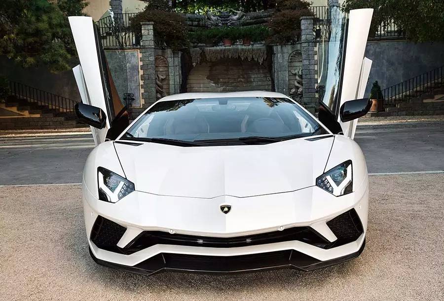 纽北还能干掉 sv?兰博基尼 aventador s 究竟还有多牛逼