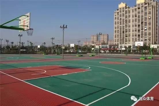 济宁:明年新建足球场10个、篮球场15个、羽毛