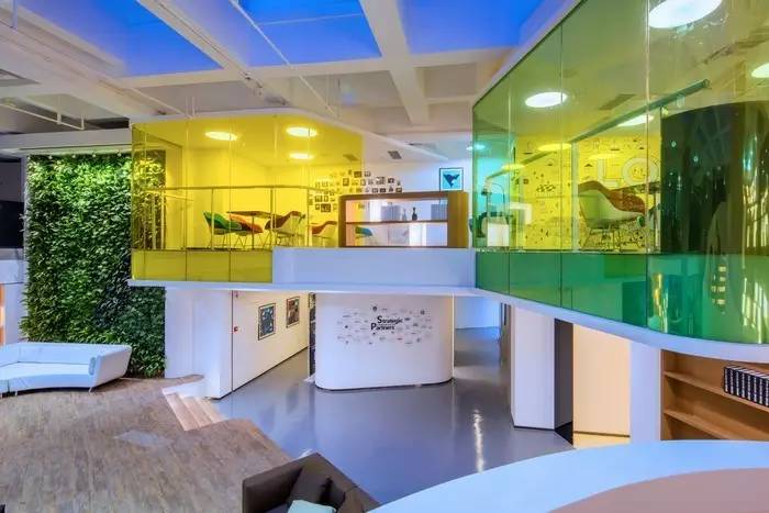 万科房地产开发公司上海创意办公空间设计