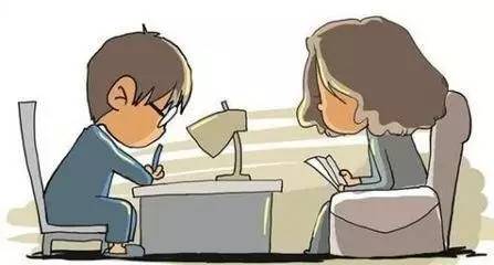 家长看着孩子写作业,亲妈一秒变后妈.