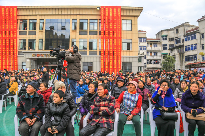 江南有个书画小镇,淳安梓桐镇