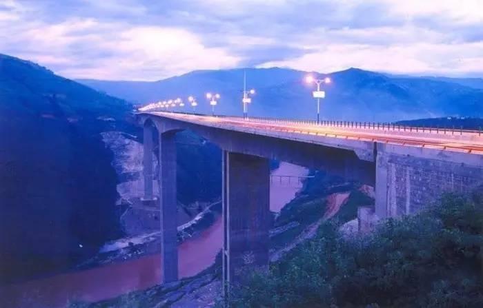 来数数你认识多少云南的桥?