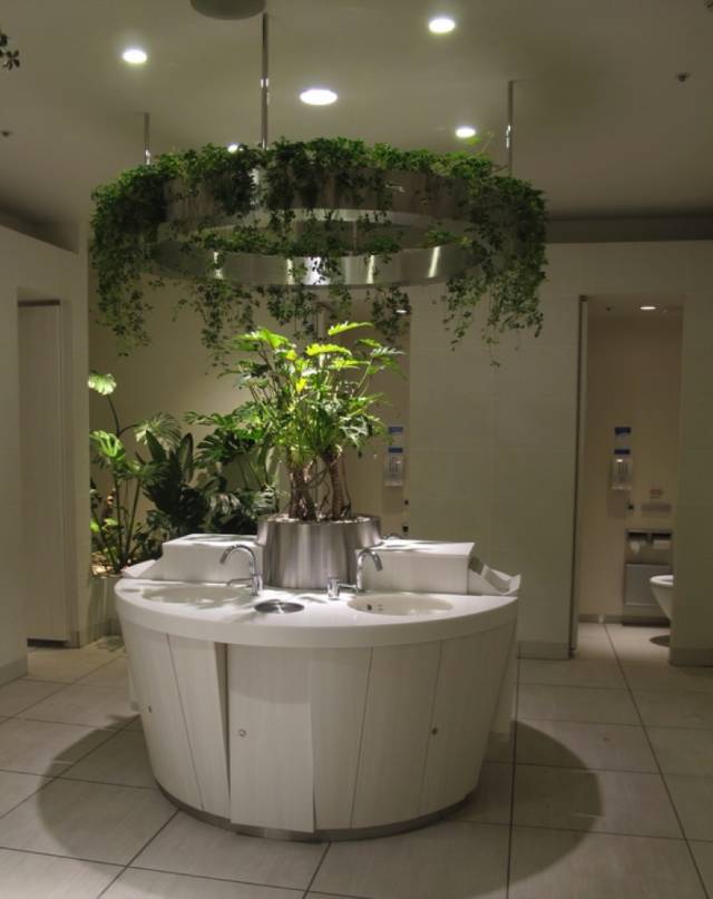 日本商场的卫生间,快看看什么叫人性化设计!