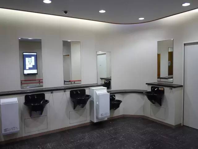 日本商场的卫生间,快看看什么叫人性化设计!