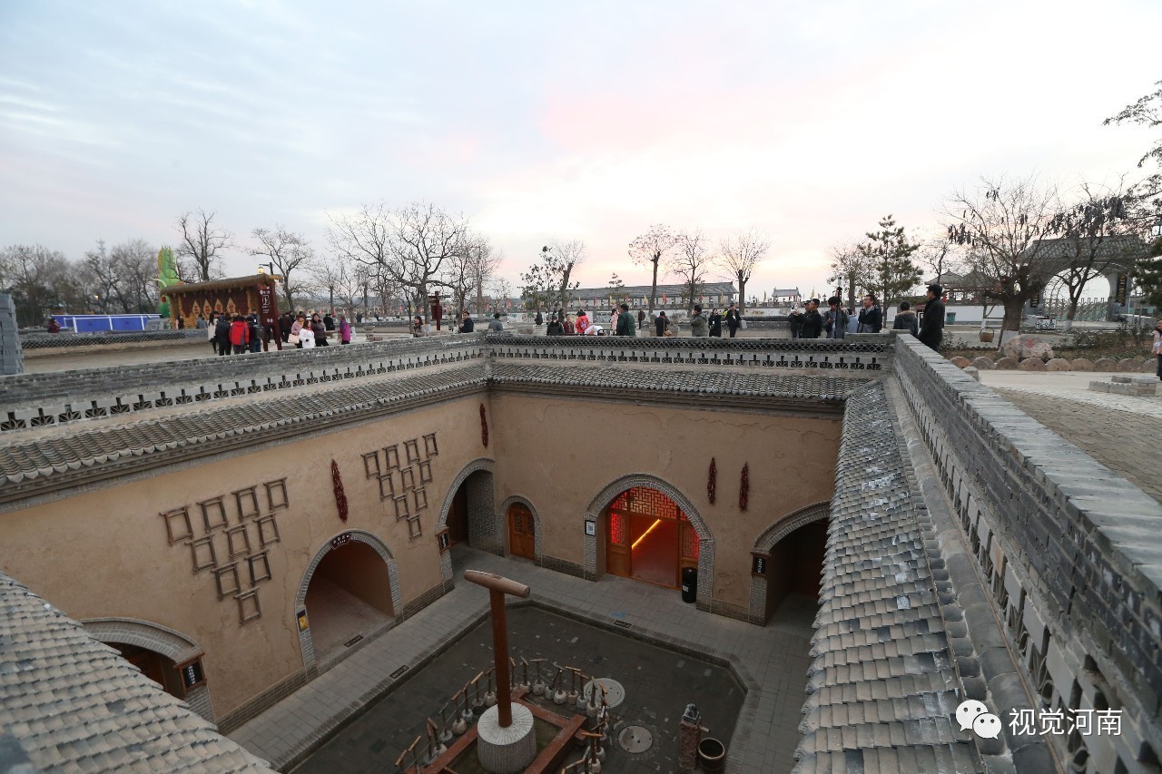 三门峡陕州地坑院