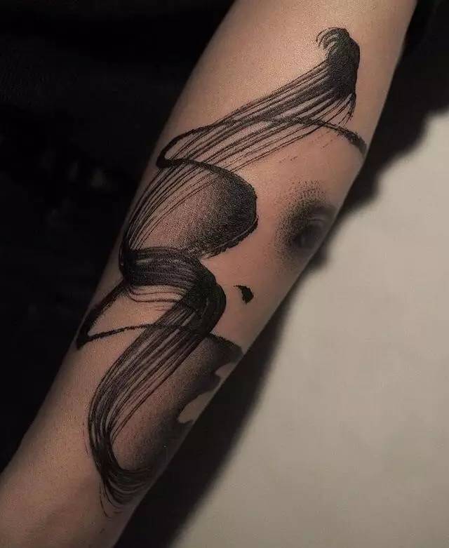 纹身师 | 韩国纹身师 dokgo "泼墨纹身 水墨风格纹身"