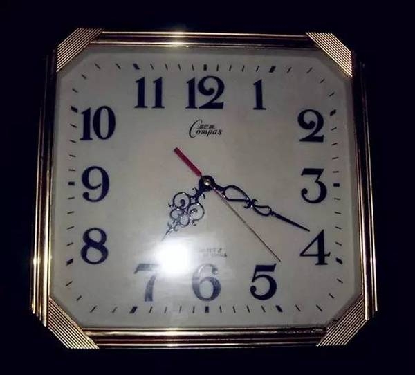 70年代末80年代初,济南钟表厂研制生产的"康巴丝"石英钟,可以说是家喻