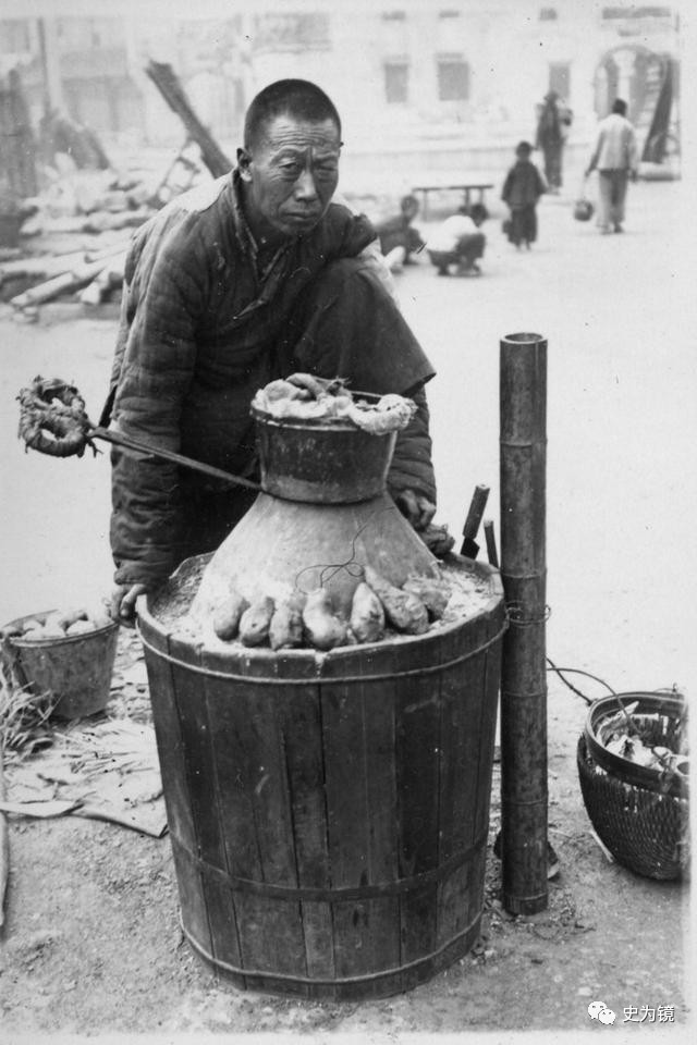 老照片:外国人拍摄的80年前中国人的日常生活