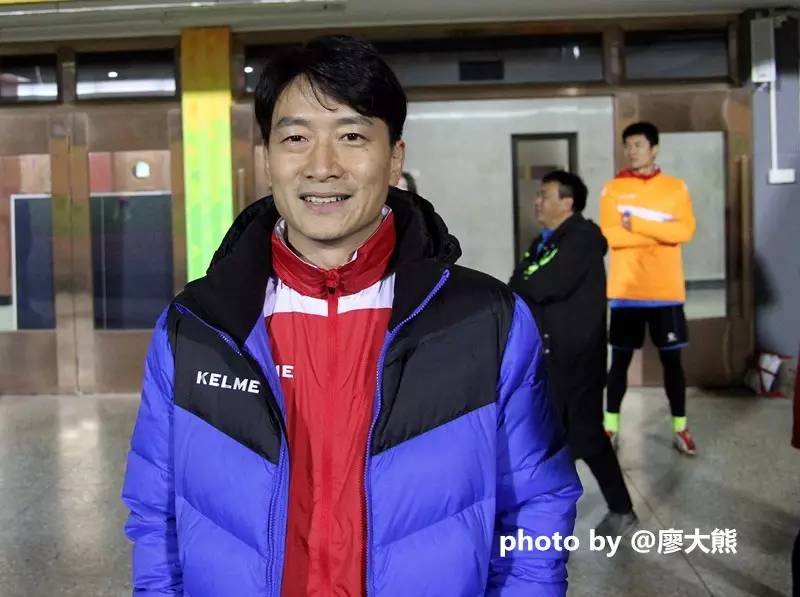 省港杯:广东足球力量的展示 教练三代同堂 球员